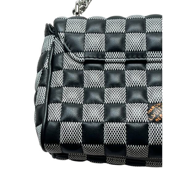 Louis Vuitton Limited Edition Damier Quilted Leather Twist BB Bag - Picture 13 of 16